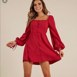 Long sleeve dress with ties in wine